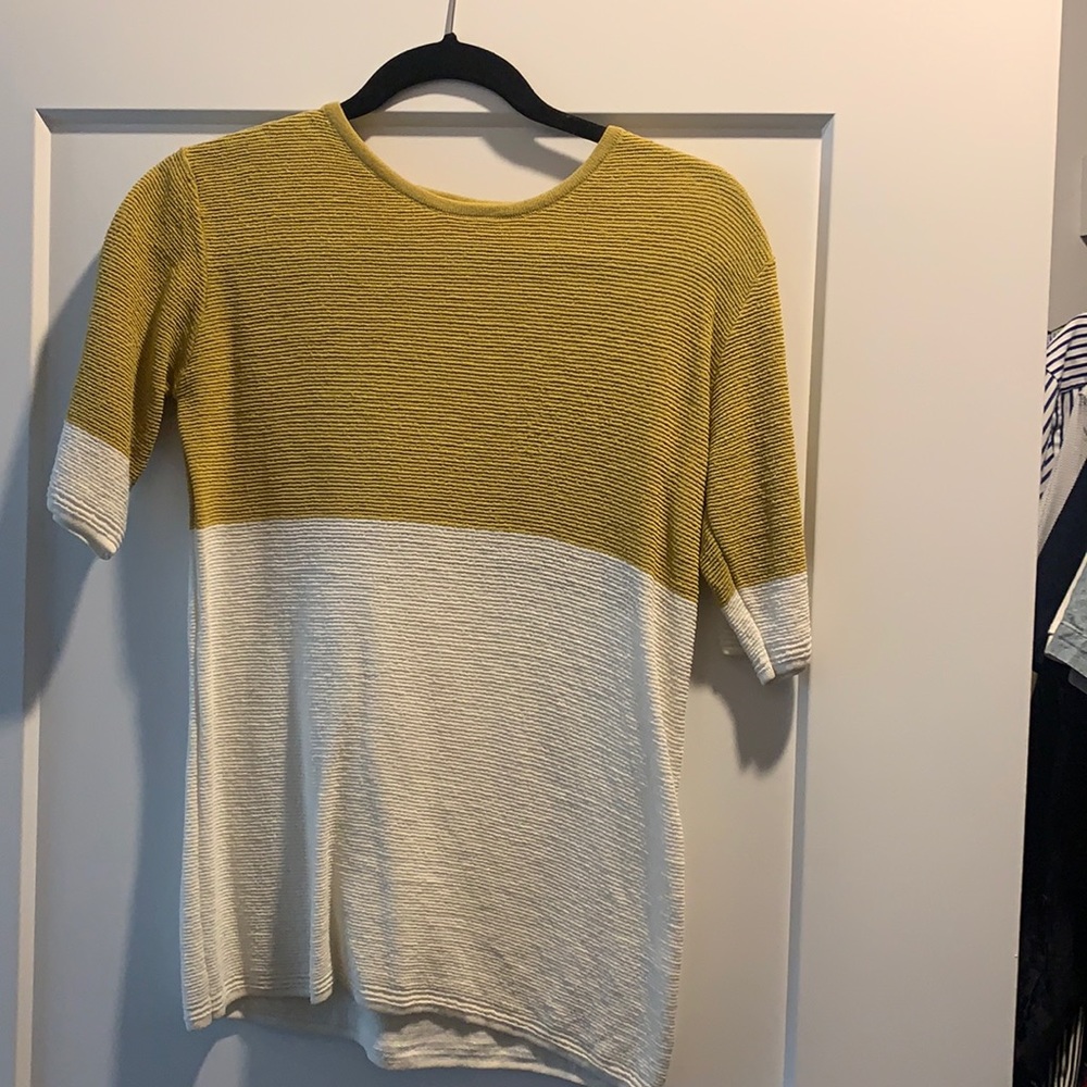 Roolee color block top